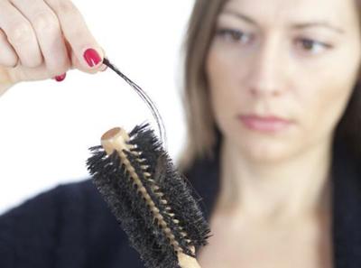 頭發(fā)大把大把的掉！一檢查居然是因為頭發(fā)護(hù)理產(chǎn)品